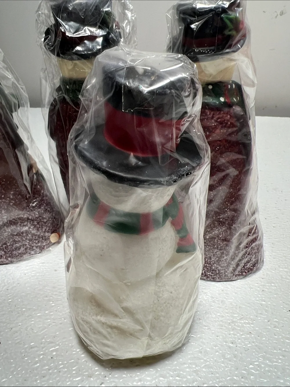 Festive Snowman Holiday Figurine Candle Set of 4 NEW